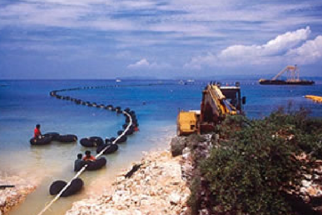 海底ケーブル・海底送水管埋設システム「ENKAI」