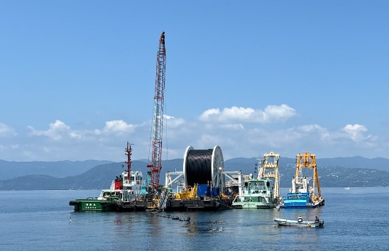 海底パイプライン・海底ケーブル布設工事